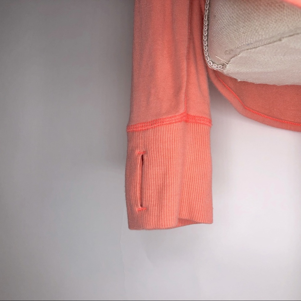 ATHLETA GIRL longsleeve coral tee w/thumb hole cuffs & half-moon open ba… - Picture 6 of 8